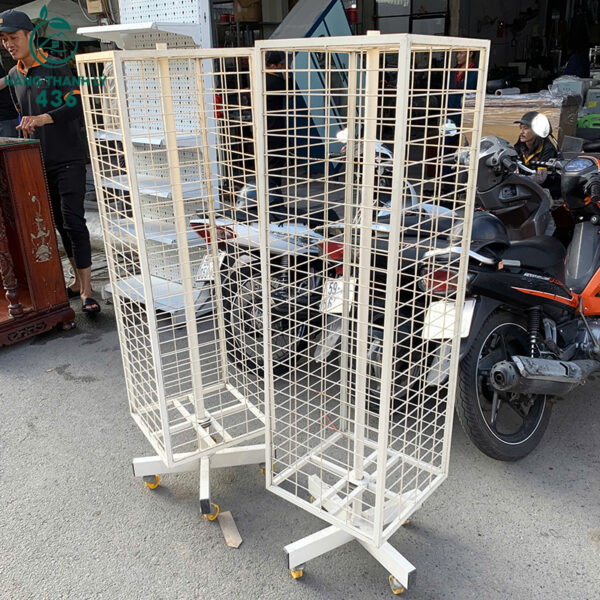 ke luoi trung bay cu co banh xe de di chuyen 2