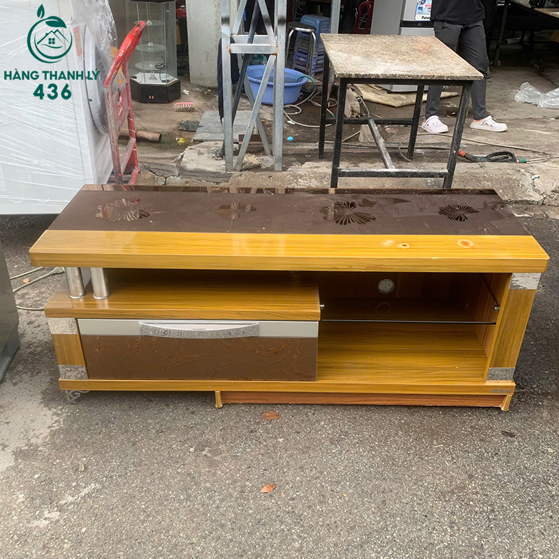 Kệ Tivi Gỗ Cũ 1M2X40CMX40CM Mặt Kính Hoa Văn 6 ke tivi go cu 1m2x40cmx40cm mat kinh hoa van 3