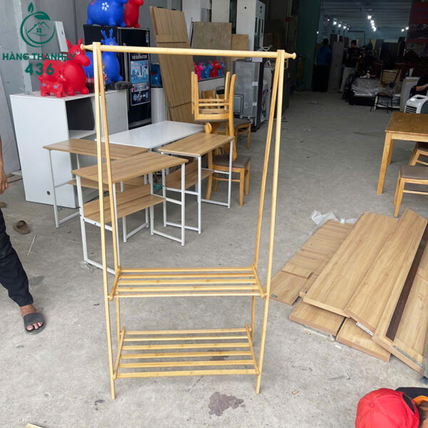 ke treo quan ao cu 2 tang tien loi 1