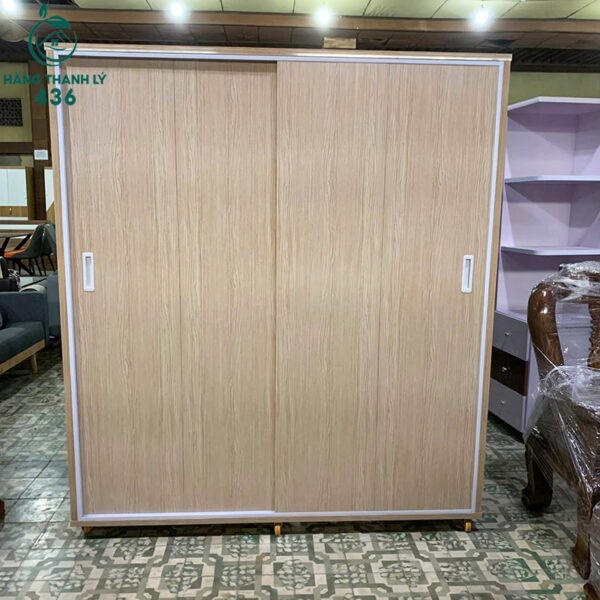 thanh ly tu quan ao lua 4 canh tien loi moi 99 3