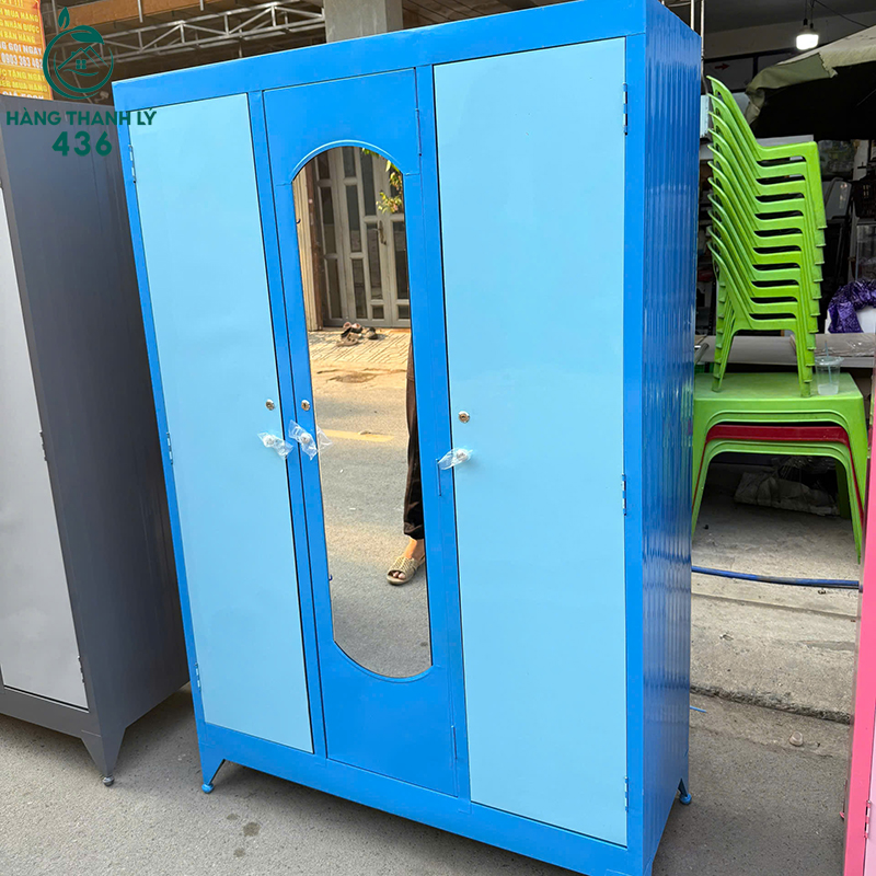 Thanh Lý Tủ Quần Áo Sắt 1M2X1M8 3 Cánh Có Gương (Nhiều Màu) 14 thanh ly tu quan ao sat cu 3 canh co guong nhieu mau 10