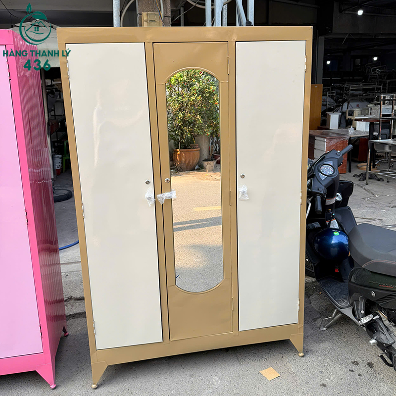 Thanh Lý Tủ Quần Áo Sắt 1M2X1M8 3 Cánh Có Gương (Nhiều Màu) 15 thanh ly tu quan ao sat cu 3 canh co guong nhieu mau 8