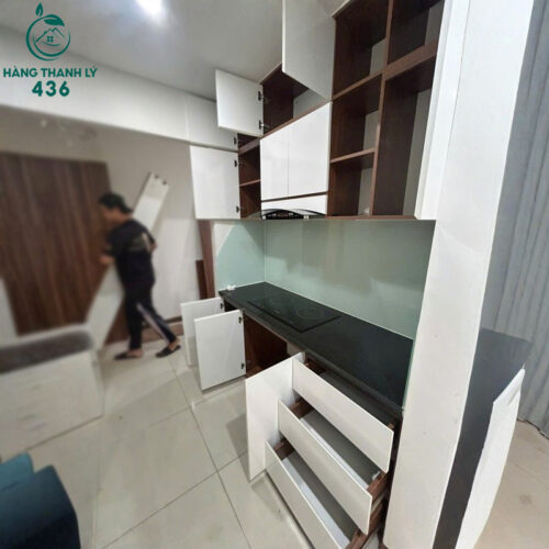 Tủ Bếp Cũ Màu Trắng Mặt Đá Đen 6 tu bep cu mau trang mat da den mau 2 2 1