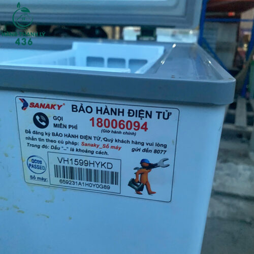 tu dong cu sanaky 1 ngan mat kinh mo tren 1