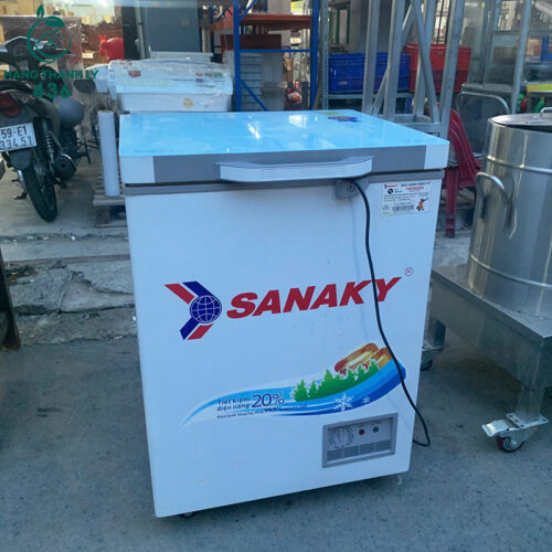 tu dong cu sanaky 1 ngan mat kinh mo tren 3