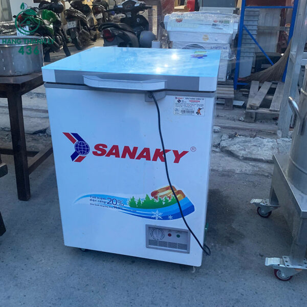 tu dong cu sanaky 1 ngan mat kinh mo tren 6