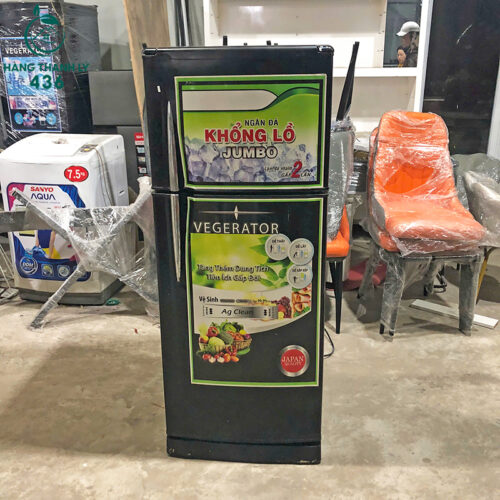 tu lanh sanyo cu 2 canh mau den 1