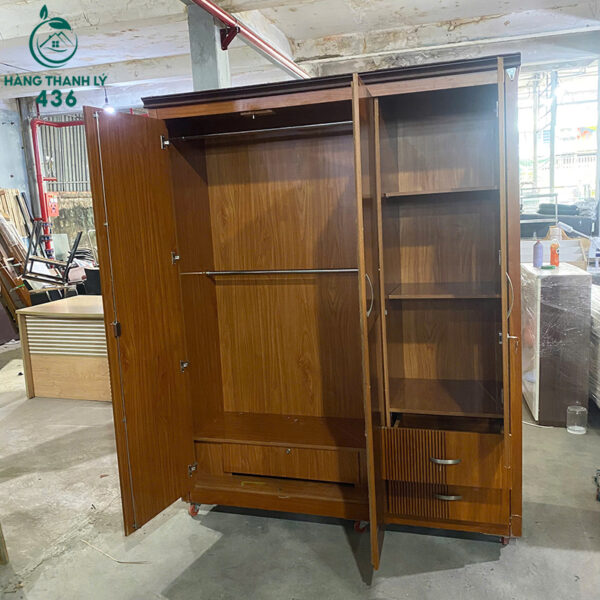 tu quan ao cu 1m6x2m04 mau van go 3