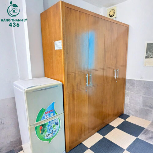 tu quan ao cu mau van go nhieu canh 1