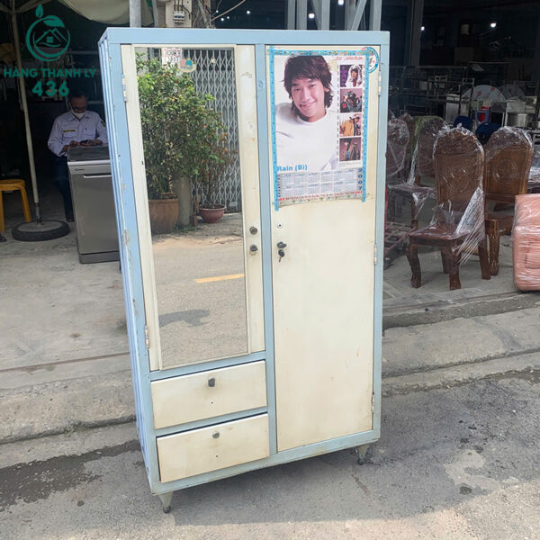 tu sat quan ao mau trang xanh cu 1m6x87cm co guong soi 1