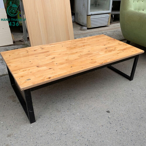 ban bet van go vang go chan sat den 1m2x60cm 1