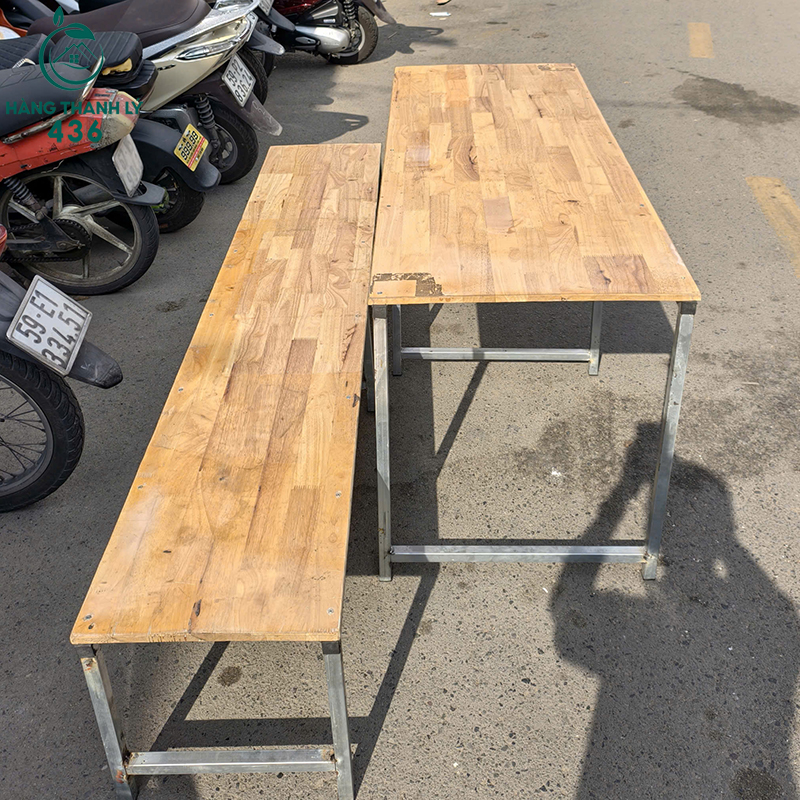 Bàn Ghế Ăn Cũ 1M6X69CM Mặt Gỗ Khung Sắt Kèm Băng Ghế Dài 3 ban ghe an cu mat go khung sat kem bang ghe dai 1