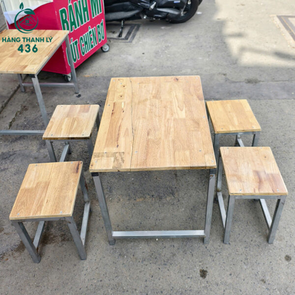 ban ghe quan an cu kem 4 ghe roi tien dung 2