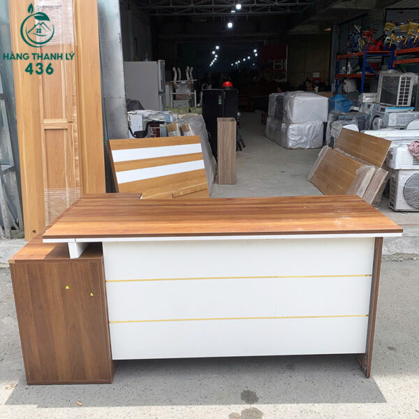 ban giam doc cu van go cu 1m6x60cm kem tu phu 1m2 1
