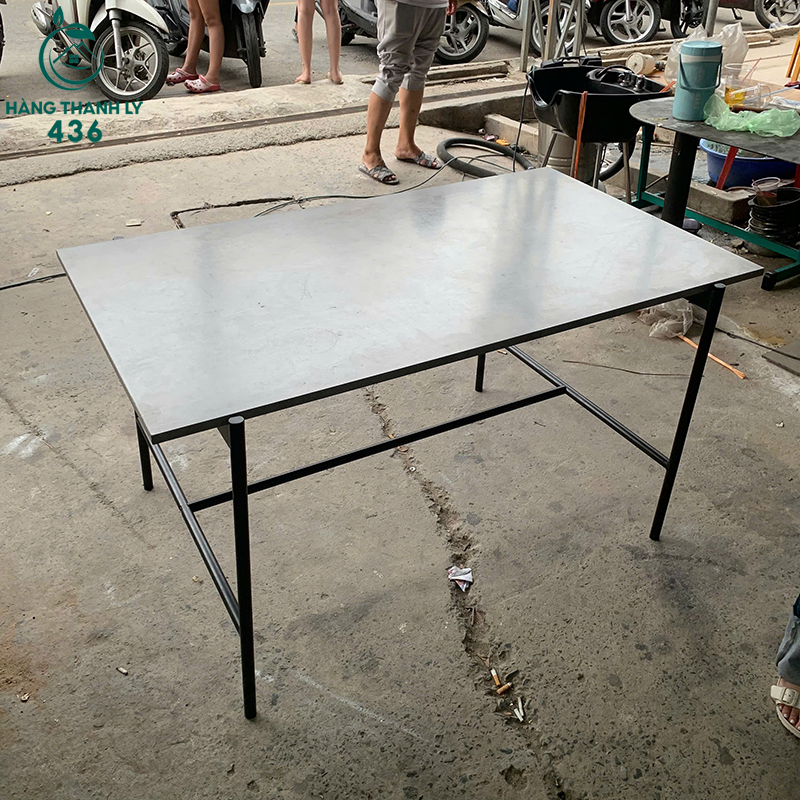 Bàn Họp Cũ 1M4 Mặt Xám Chân Sắt 5 ban hop cu 1m8 mat xam chan sat 1 1