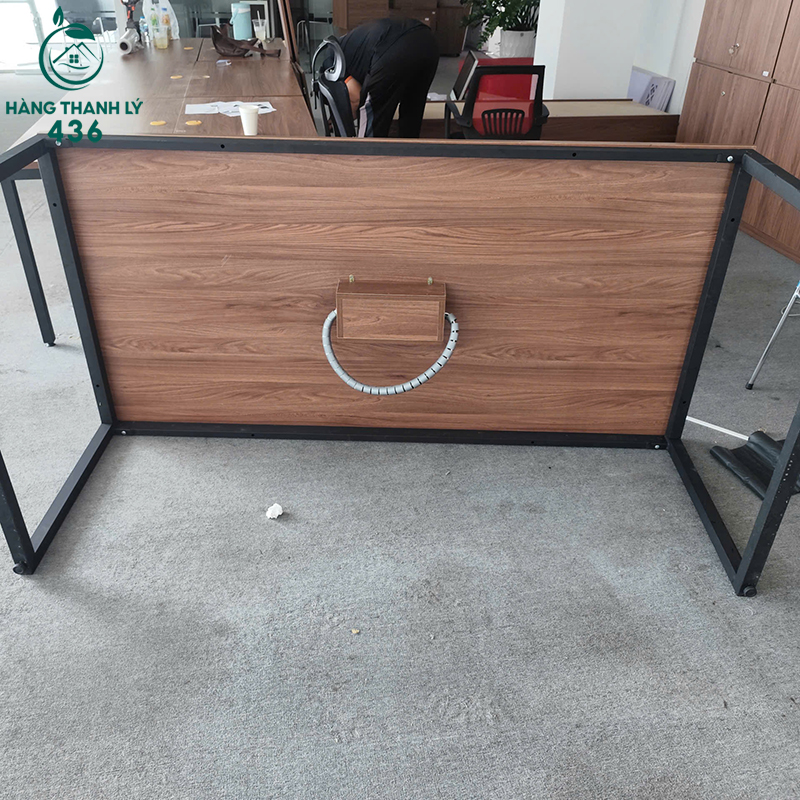 Bàn Họp Cũ 2M Mặt Vân Gỗ Nâu Chân Chữ U 4 ban hop cu 2m mat van go nau chan chu u 2