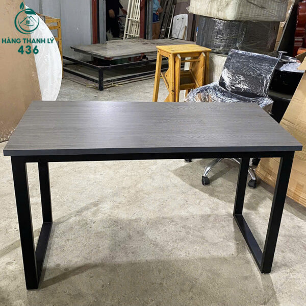 Bàn làm việc chữ u khung đen