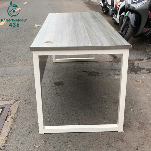 ban lam viec cu 1m6x70cm van go chan sat trang 1