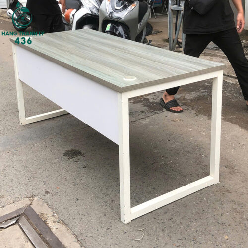 ban lam viec cu 1m6x70cm van go chan sat trang 4