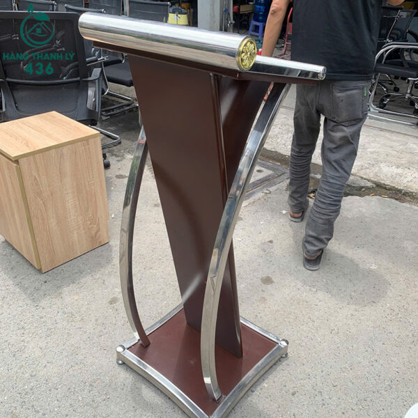 buc phat bieu cu mau nau khung inox sang trong 2
