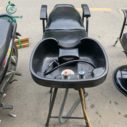 giuong goi dau cu dang nam co tay vin hai ben 4
