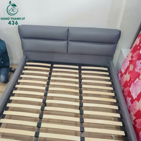 giuong-ngu-boc-nem-cu-mau-xam-hien-dai (2) giuong ngu boc nem cu mau xam hien dai 2
