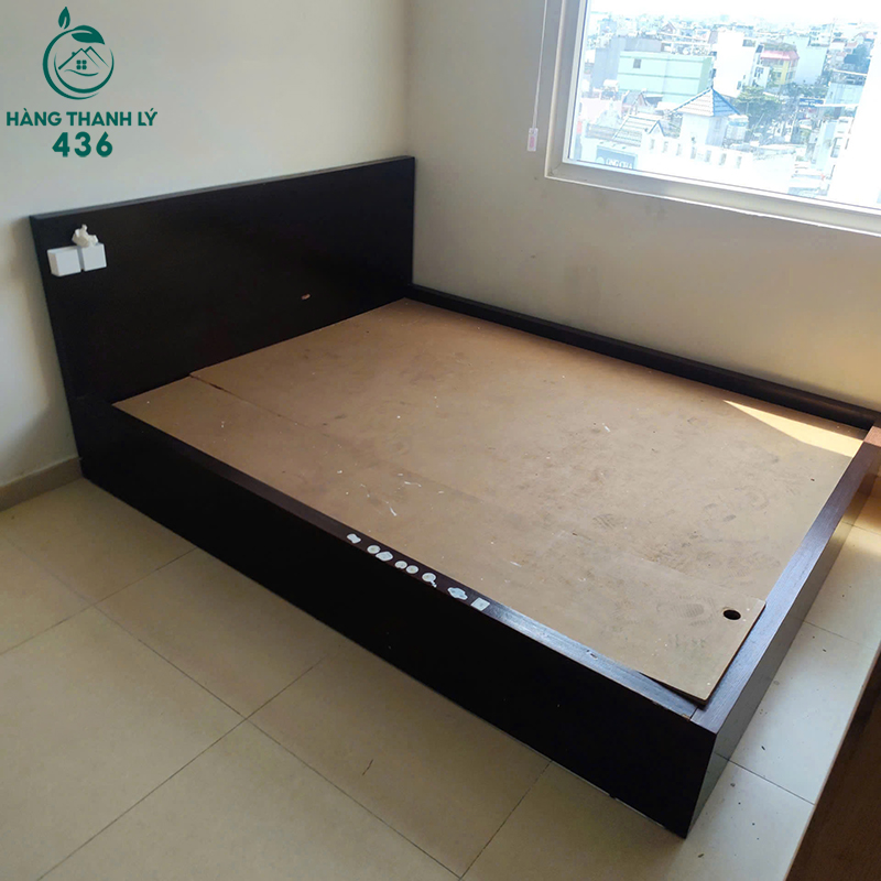 Giường Ngủ Cũ 1M6 Vân Gỗ Màu Đen 2 giuong ngu cu 1m6 van go mau den