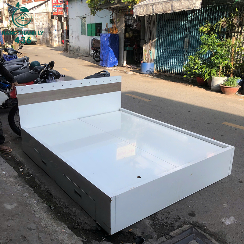 Giường Ngủ Gỗ Cũ Màu Trắng 4 Ngăn Kéo 7 giuong ngu go cu mau trang co hoc keo 3