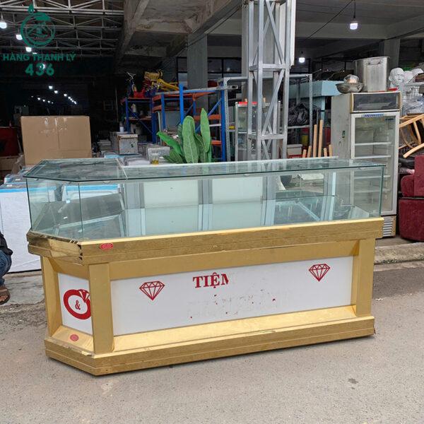 quay kinh tiem vang cu 2m19x1m25 dang goc l trung bay dep 1