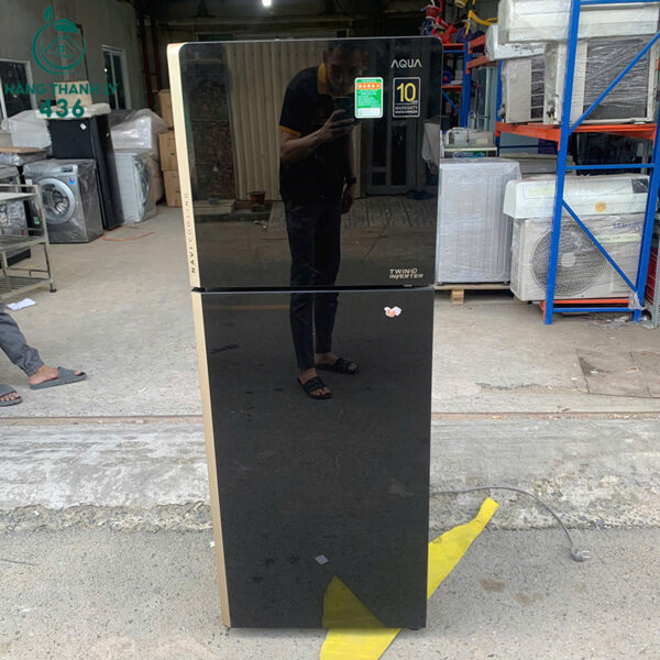 tu lanh aqua inverter cu 249l mau den sang gon 4