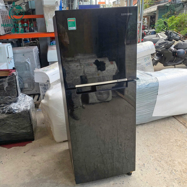 tu lanh samsung cu model rt20har8dbu 208l 2