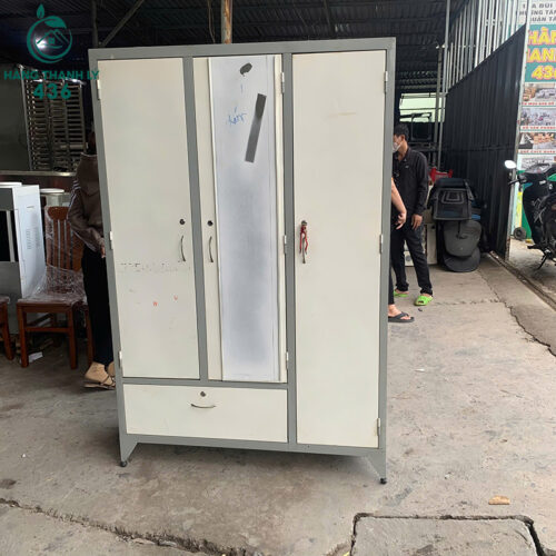 Thanh Lý Bàn Ghế Cũ, Mua Bán Đồ Nội Thất Cũ Giá Rẻ TPHCM 184 tu quan ao sat cu 3 canh co guong soi 2