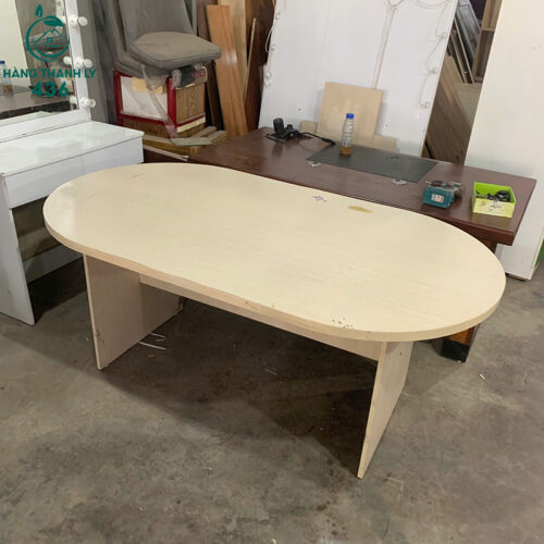 ban hop oval cu 2m go mau kem 1