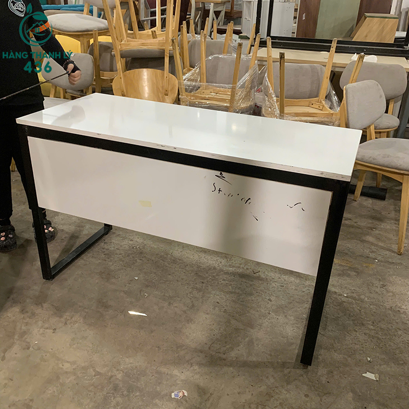 Bàn Làm Việc Cũ 1m2 Mặt Gỗ Trắng Chân Sắt 6 ban lam viec cu 1m2 mat go trang chan sat 2