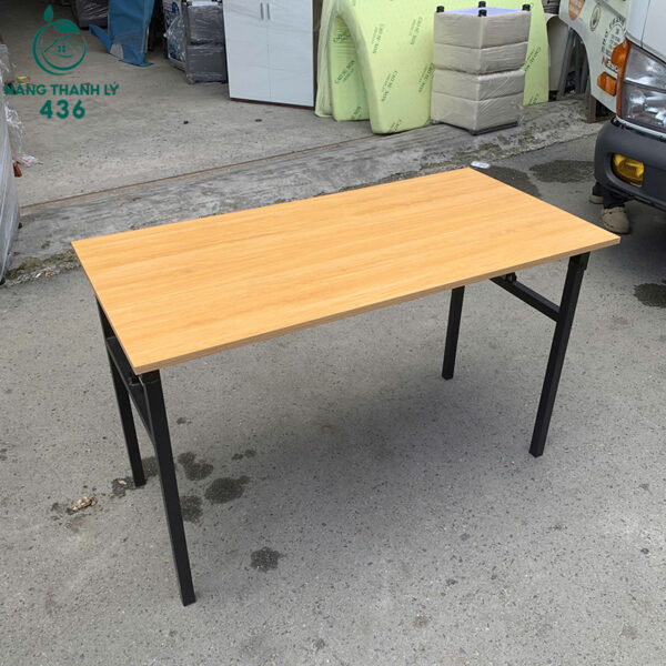 ban-lam-viec-cu-gap-gon-1m2-khung-sat (3) ban lam viec cu gap gon 1m2 khung sat 3