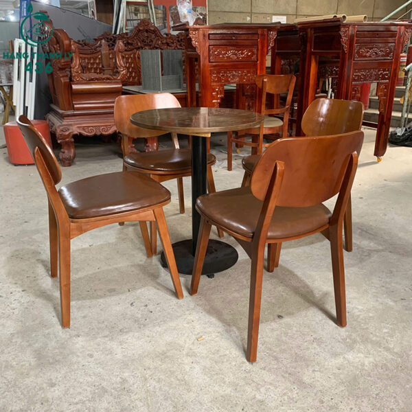 bo-ban-ghe-cafe-go-cu-mat-ngoi-boc-da-nau (3) bo ban ghe cafe go cu mat ngoi boc da nau 3