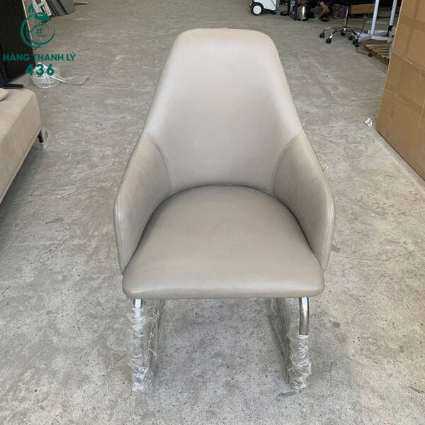 ghe an cu boc da mau kem chan inox 1