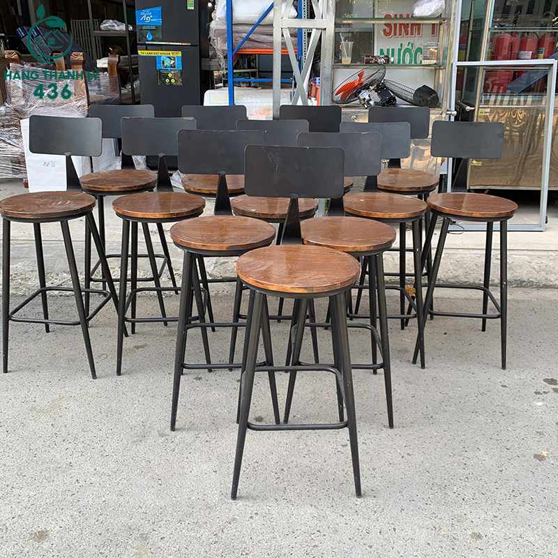 Ghế Bar Chân Sắt Mặt Gỗ Cũ Có Tựa Lưng Vuông 6 ghe bar chan sat mat go cu co tua lung vuong 2