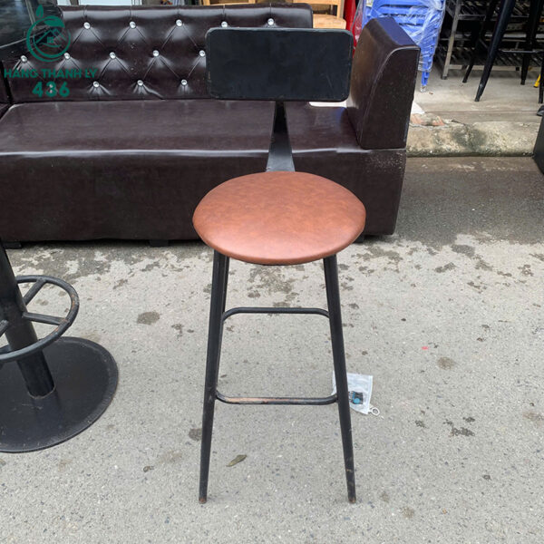 ghe bar cu chan sat co gac chan 1