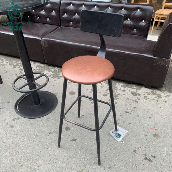 ghe bar cu chan sat co gac chan 4