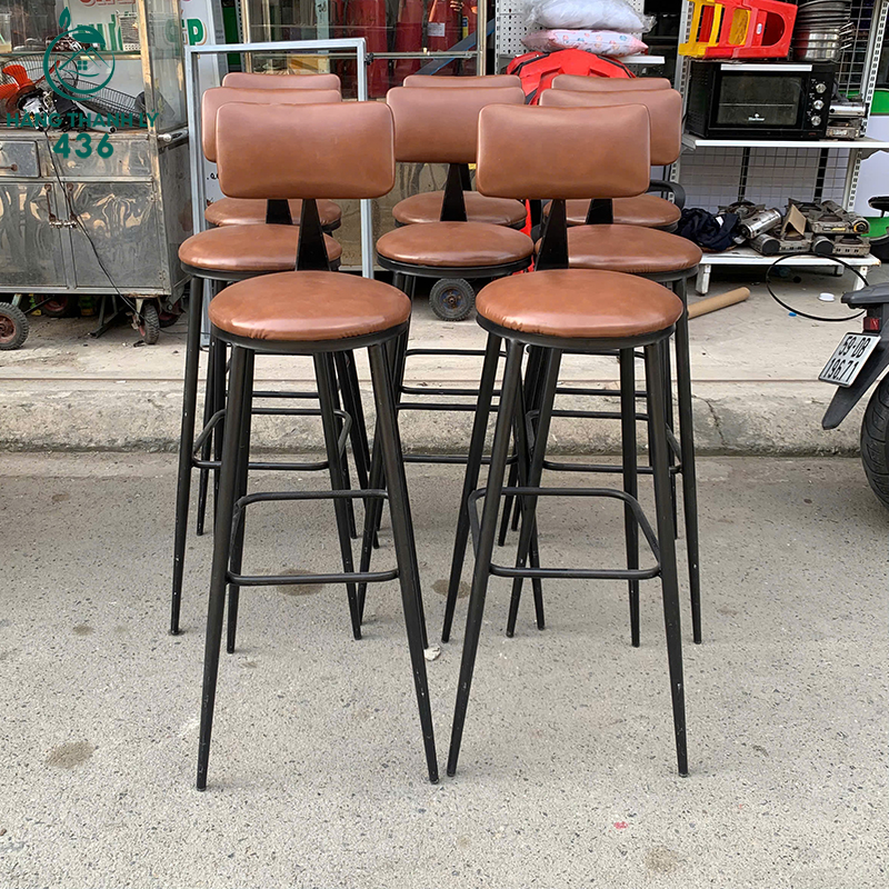 Ghế Quầy Bar Khung Sắt Bọc Da Cũ Lưng Tựa Êm 6 ghe quay bar khung sat boc da cu lung tua em 3