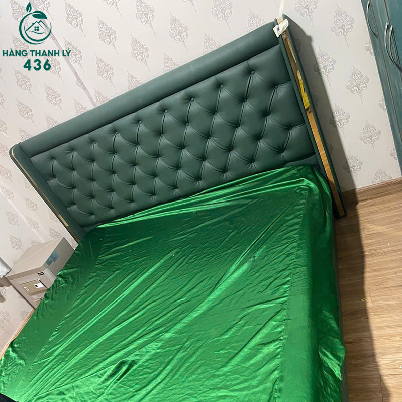 Giường Ngủ Bọc Nệm Cũ Màu Xanh Rêu 4 giuong ngu boc nem cu mau xanh reu 2