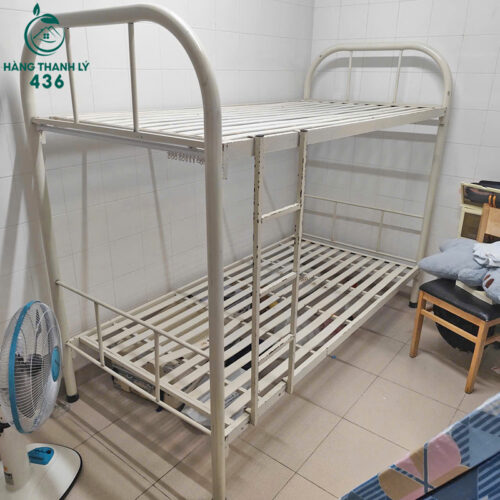 Giường Tầng Sắt Cũ Sơn Trắng 80CM 2 giuong tang sat cu son trang 80cm 2