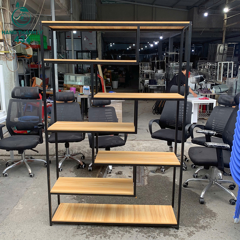 Kệ Trưng Bày Khung Sắt Cũ 1M2 Mặt Gỗ 6 ke trung bay khung sat cu mat go 3