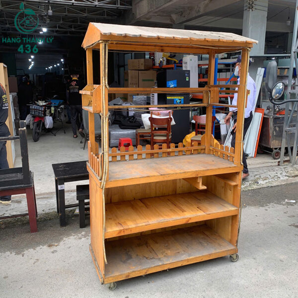 quay-ban-hang-go-cu-co-mai-che-va-banh-xe (1) quay ban hang go cu co mai che va banh xe 1