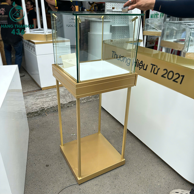Tủ Kính Trưng Bày Cũ 50CM Đế Vàng 5 tu kinh trung bay cu 50cm de vang 2