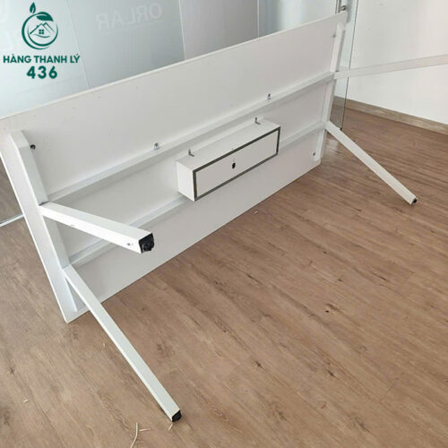 Bàn Họp Chân Sắt Mặt Trắng Cũ 2 ban hop chan sat mat trang cu 1
