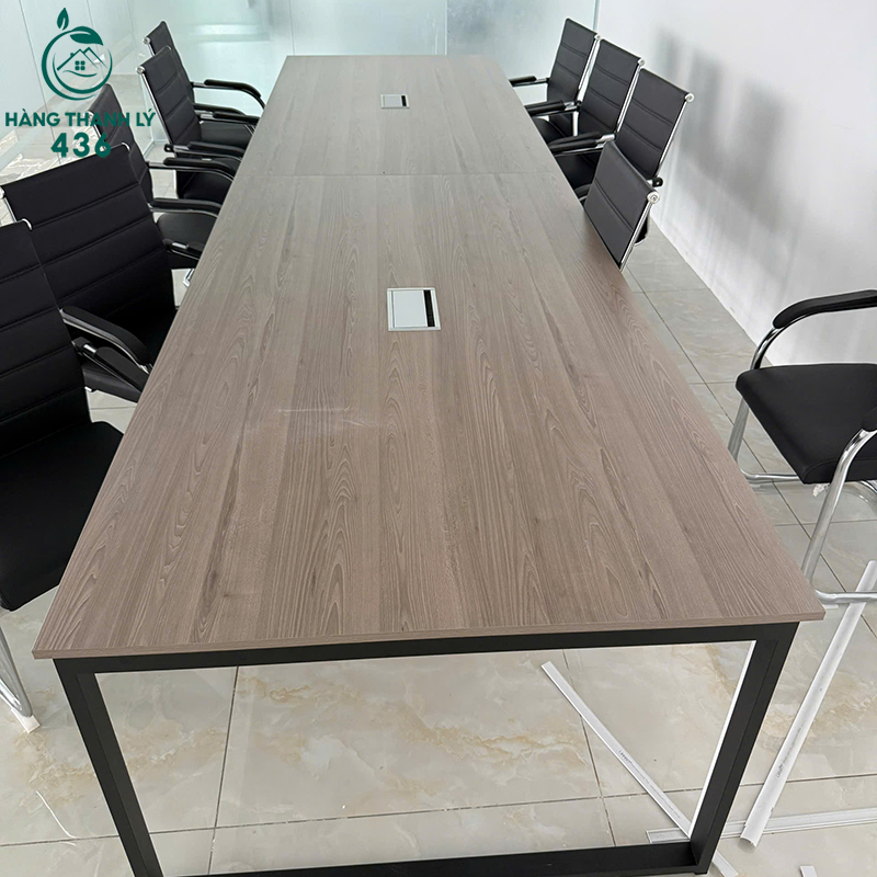 Bàn Họp Cũ Mặt Vân Gỗ Chân Sắt Đen 4M 5 ban hop cu mat van go chan sat den 4m 2
