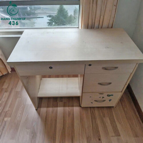 ban lam viec go cu 1m2 nhieu hoc keo 1