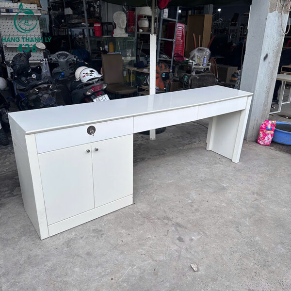 ban-lam-viec-lien-tu-cu-dai-2m4-mau-trang (3) ban lam viec lien tu cu dai 2m4 mau trang 3